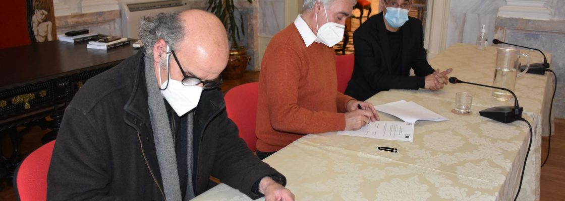 Cromeleque e Menir dos Almendres: Câmara e Grupo Pró-Évora avançam com projeto de preservaç...
