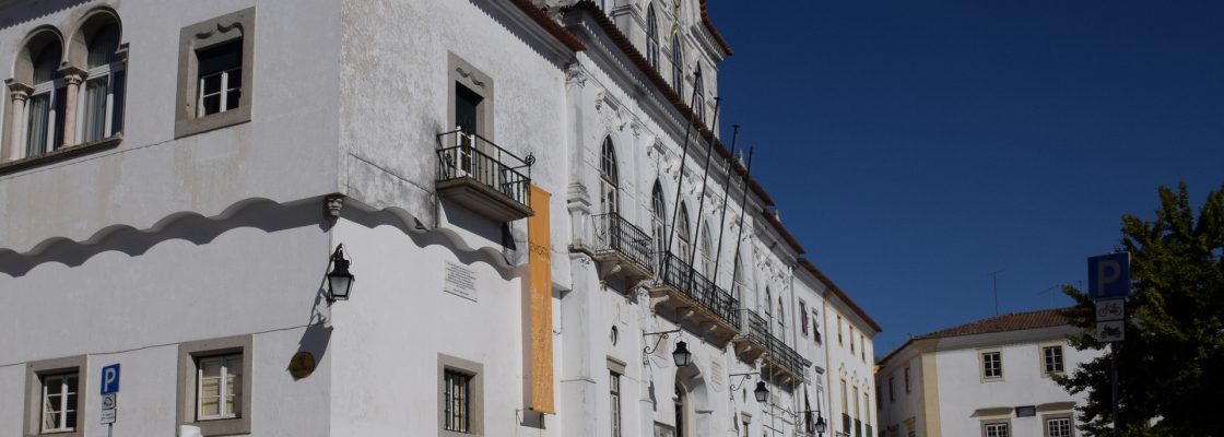 Em reunião Pública de 30 de Junho de 2021 Câmara de Évora adere à iniciativa “Acordo C...