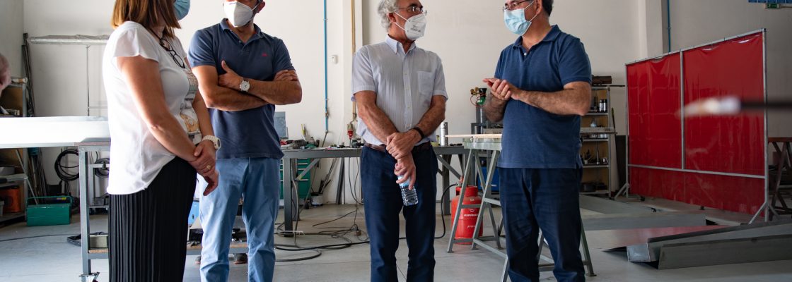 Presidente da Câmara visita a empresa Metalora Ldª
