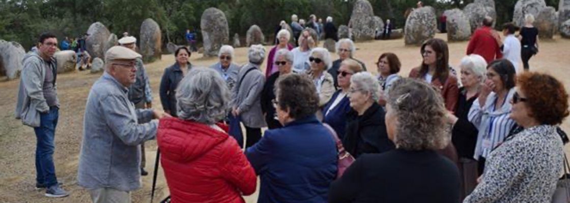 Seniores eborenses conheceram mais sobre o Cromeleque dos Almendres