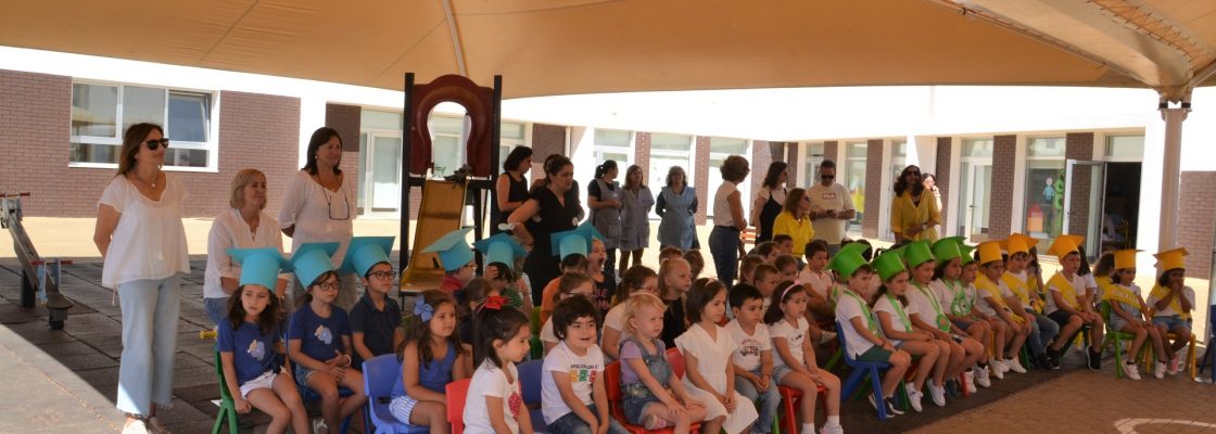 Crianças do Pré-Escolar de Redondo cumprem final de ano letivo em festa
