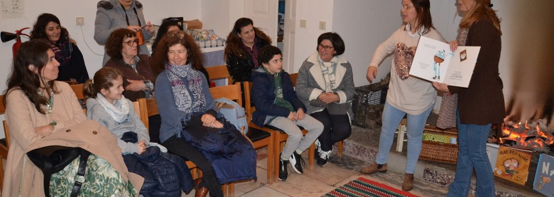 Contaram-se histórias à lareira na Biblioteca Municipal de Redondo