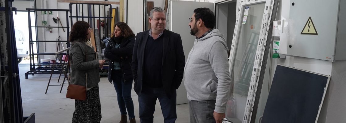 Município de Montemor-o-Novo visita empresas F. J. Elias e Caixifácil