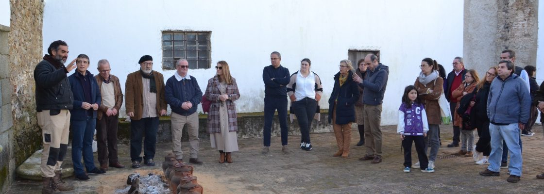 Redondo: Tradição – Olaria, gastronomia, vinho e música juntam-se à mesa no Museu do Barro