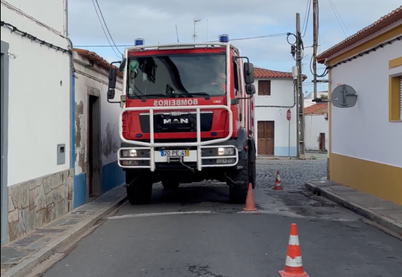 Regulação de Trânsito e Estacionamentos – Marcações Rodoviárias no Pavimento
