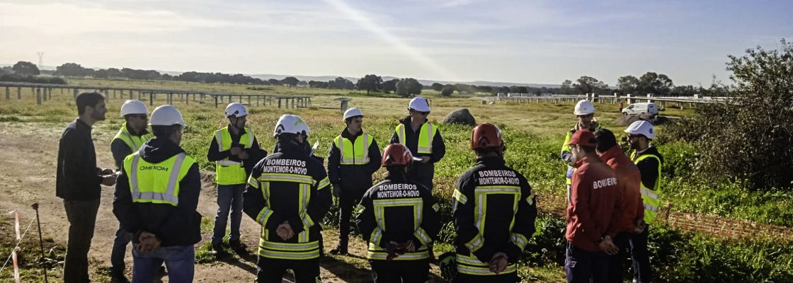 SERVIÇO MUNICIPAL DE PROTEÇÃO CIVIL DE MONTEMOR-O-NOVO COLABORA EM SIMULACRO NA CENTRAL SOLAR ...