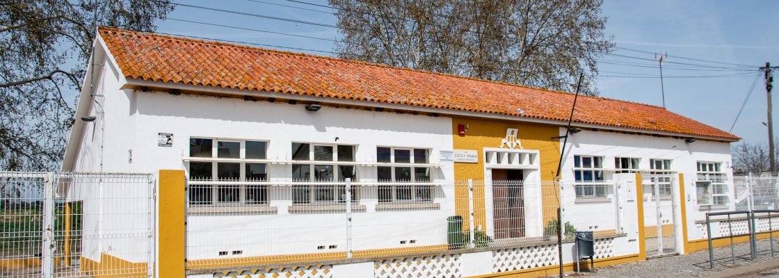 REQUALIFICAÇÃO DO ESPAÇO DE JOGO E RECREIO DA ESCOLA BÁSICA DE S. MANÇOS