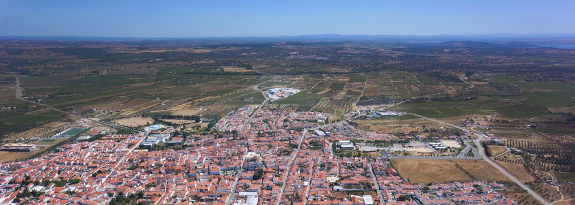 Município de Reguengos de Monsaraz vai contratar 20 funcionários nos próximos meses