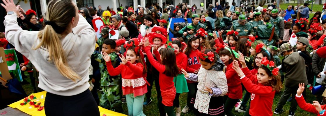 Desfile de Carnaval animou a Freguesia de Nª Srª da Saúde
