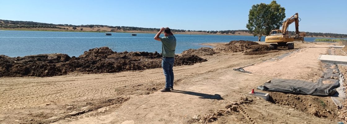 Obras na Praia Fluvial de Oriola Continuam a Bom Ritmo