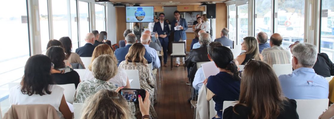 Navegar Rumo ao Futuro do Turismo