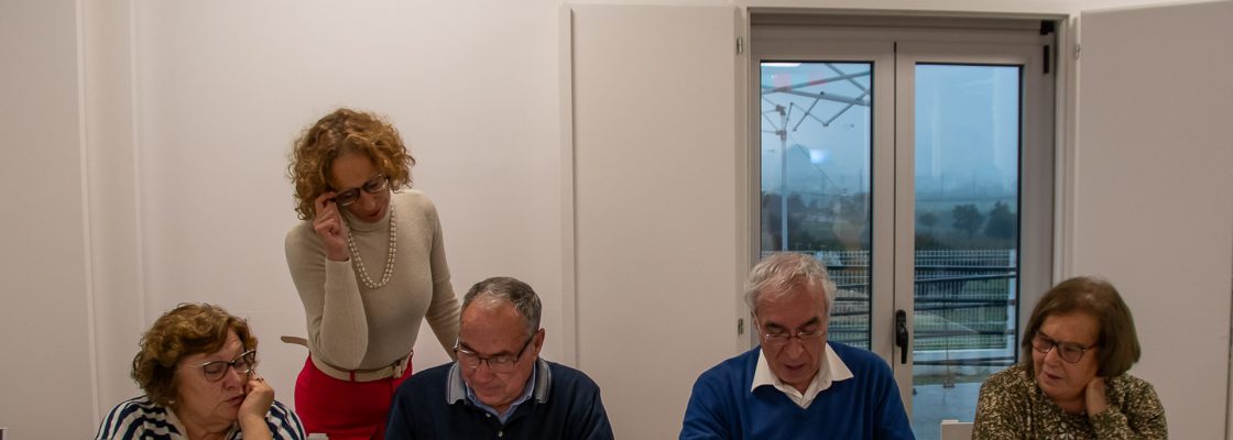 CENTRO DE CONVÍVIO DO BAIRRO DE SANTO ANTÓNIO COM SERVIÇO DE RESTAURAÇÃO E BEBIDAS