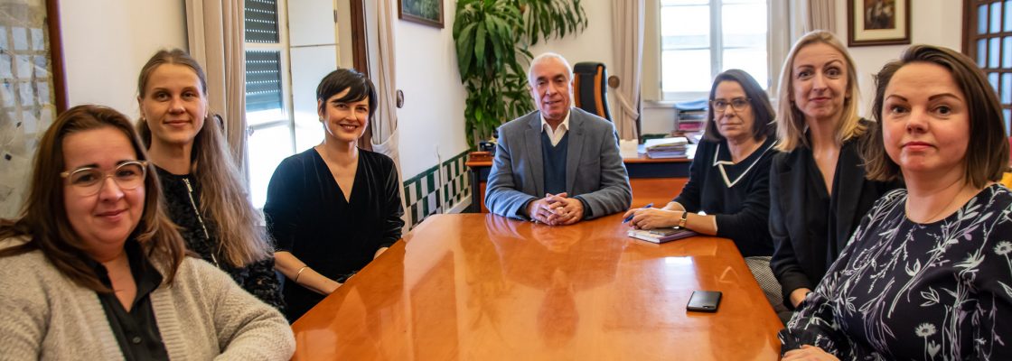 DELEGAÇÃO DE LIEPAJA (LETÓNIA) RECEBIDA NA CÂMARA MUNICIPAL DE ÉVORA