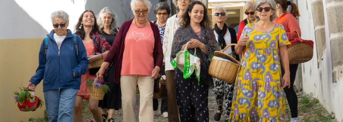 Reguengos de Monsaraz recebe espetáculo intergeracional “Velhas? Quem disse? Ainda aqui estamo...