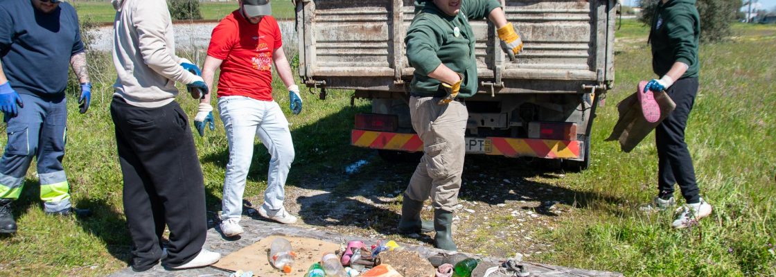 No âmbito do “Março, Mês da Juventude” JOVENS MOBILIZAM-SE EM AÇÕES DE VOLUNTARIADO PARA...