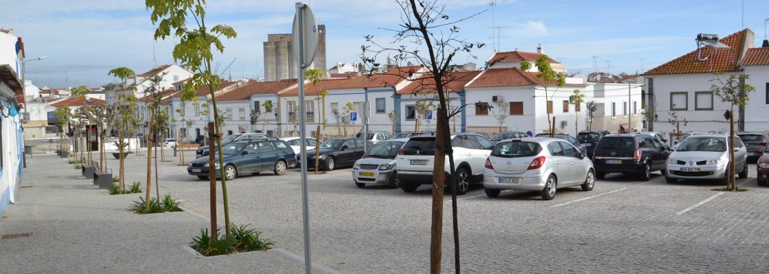 Informação: Corte de trânsito | Parque de estacionamento do Largo de Nossa Senhora da Saúde |...