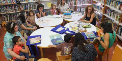 CLUBE DE LEITURA PARA FAMÍLIAS REGRESSA À BIBLIOTECA