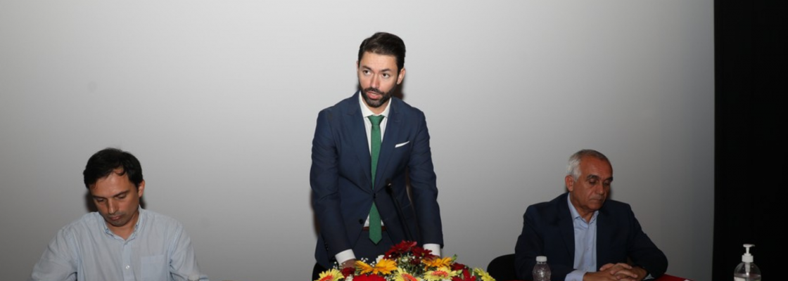 Luís Metrogos tomou posse como presidente da Câmara Municipal de Viana do Alentejo