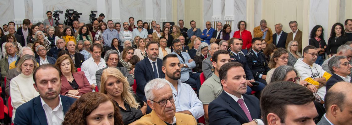 Cerimónia de tomada de posse do novo presidente da Câmara Municipal de Évora, Carlos Zorrinho
