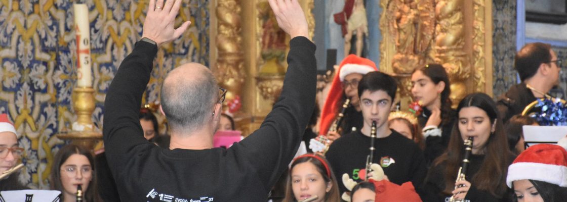 Orquestra Juvenil de Sopros de Évora fez apresentações de Natal no concelho
